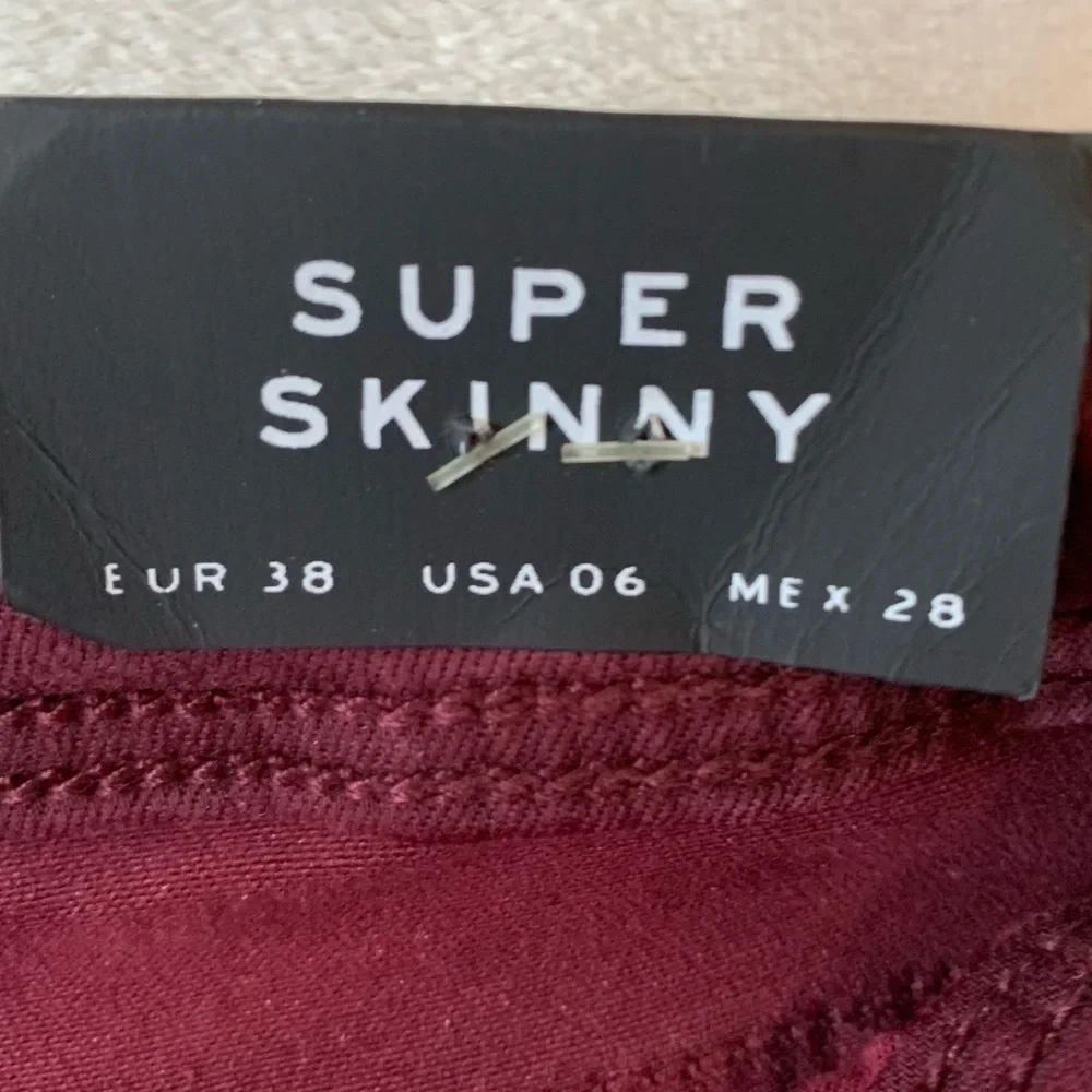 ZARA TRAFALUC deep maroon super skinny ladies jeans size 6 NWT